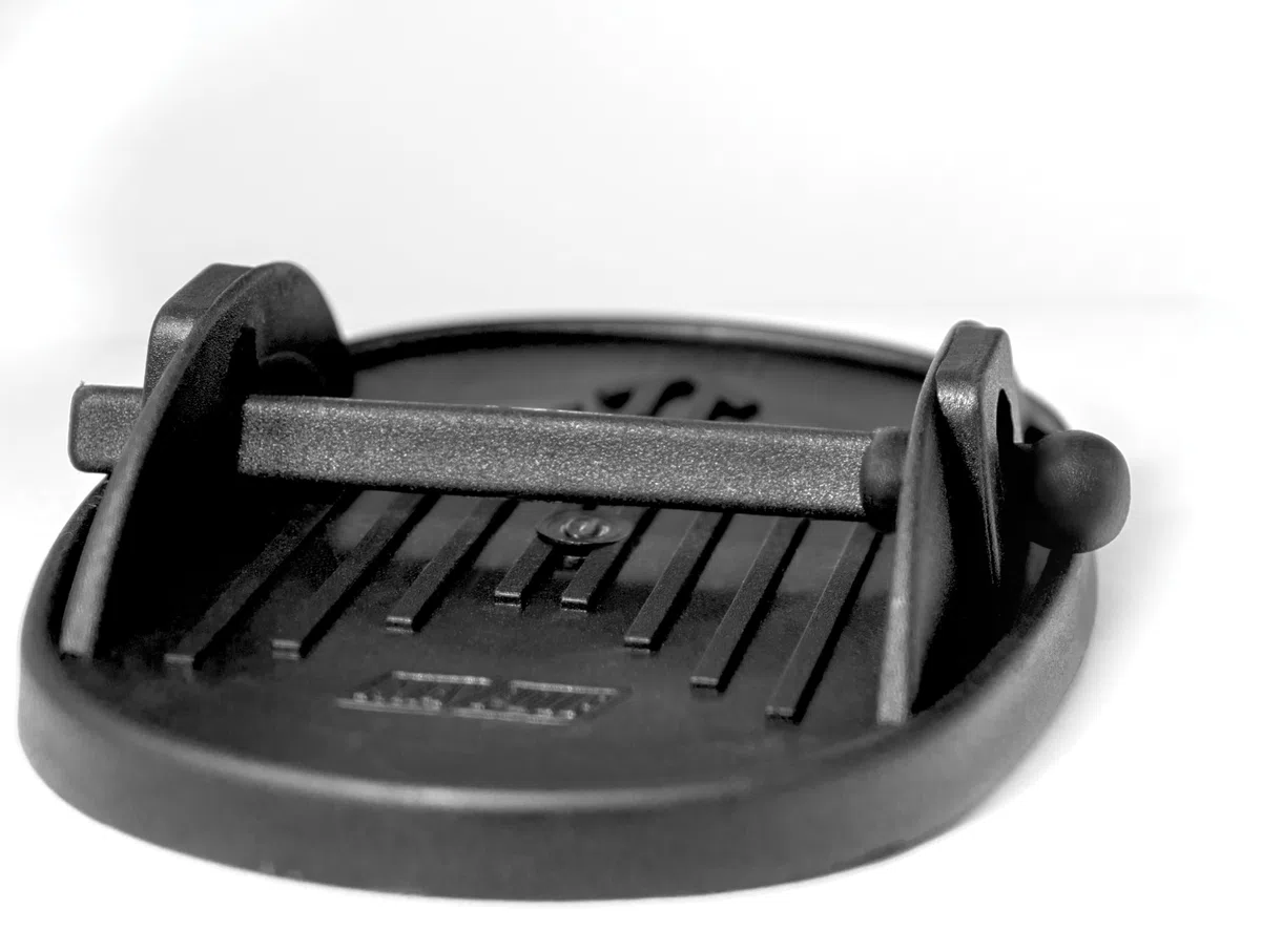Maypole MP4976 - Set di 4 Supporti di Fissaggio per roulotte