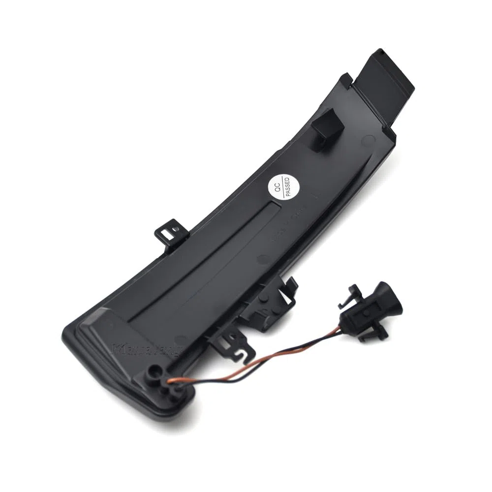 Indicatori di direzione dinamici a LED per W204 W176 W212 CLA A B C E S GLA GLK CLS classe W246 C117 X156 X204 W221 W218