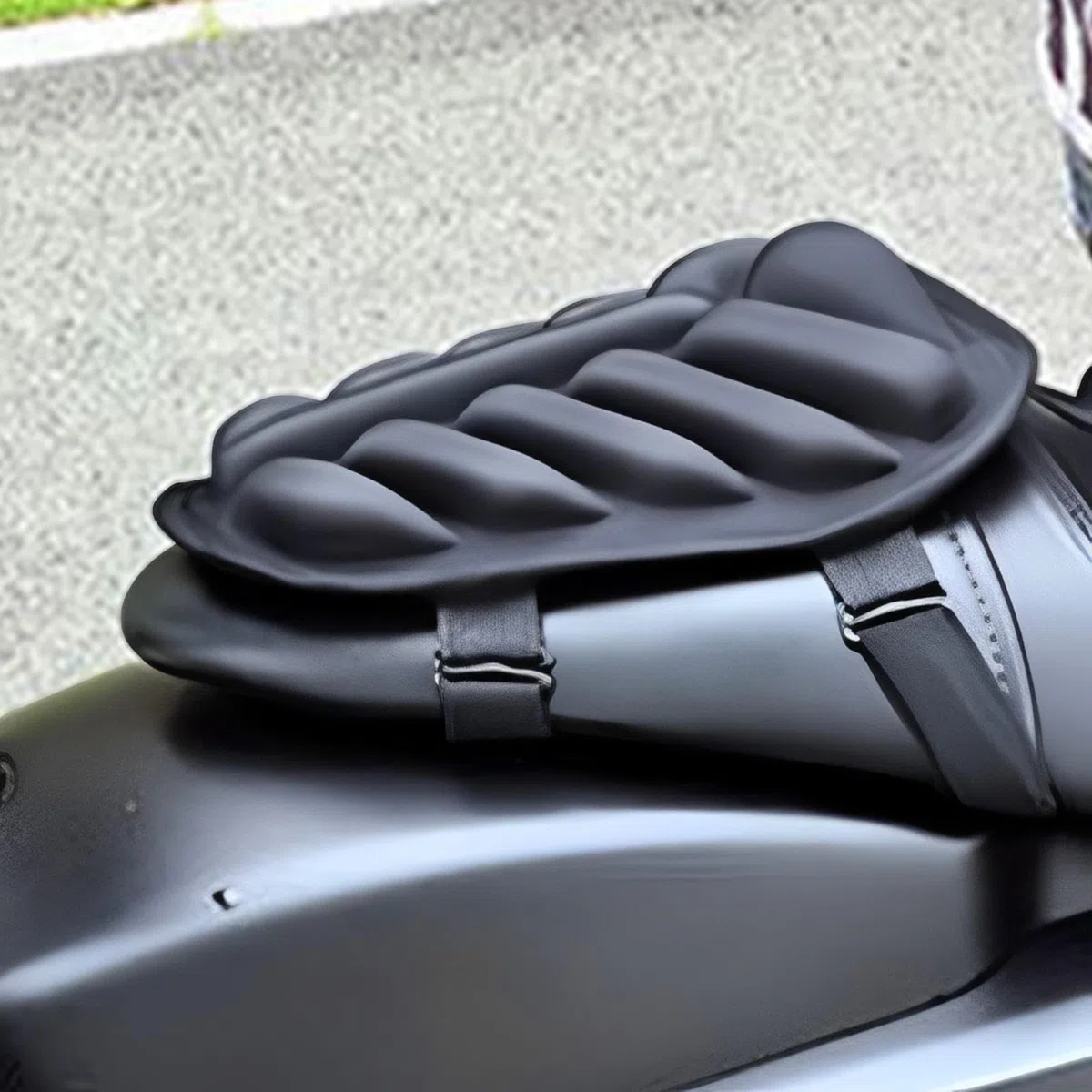 Cuscino per sedile moto in gel, cuscino per sedile passeggero, traspirante e ammortizzante, morbido cuscino a nido d'ape per lunghe pedalate