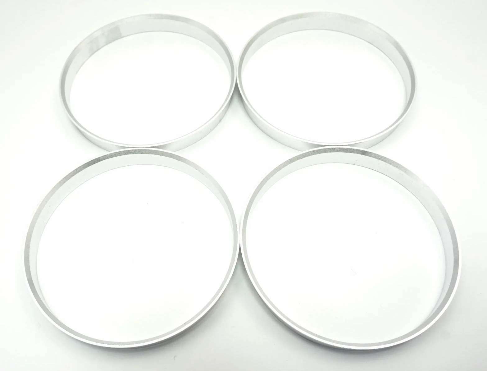 4 Anelli di centraggio in alluminio/alluminio in argento 74,1 mm – 72,6 mm