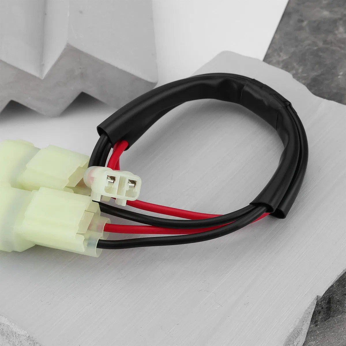 1Set Divisore di Potenza Doppio per Moto con Connettori Femmina a 2 Vie, Guarnizioni per Fili e Terminali, Compatibile con Honda CB500X CBR650R CB1000R