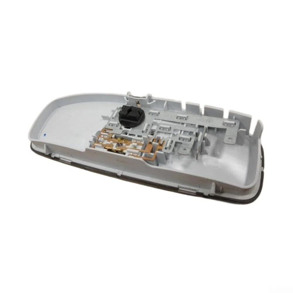 Luce interna per cupola per Ford Focus (2008-2014 CB4/2004-2011 CCAT), per Fiesta (2004-2014), C-MAX (2006-2014) OE 8A6A-13776-CA/CB