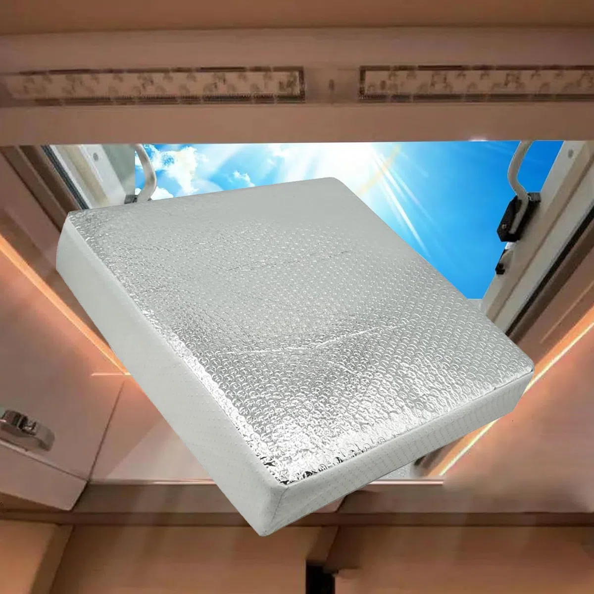Parasole isolante per oblò di camper, parasole riflettente e impermeabile, accessorio di ventilazione, ideale per roulotte e camper, protezione solare per la stanza